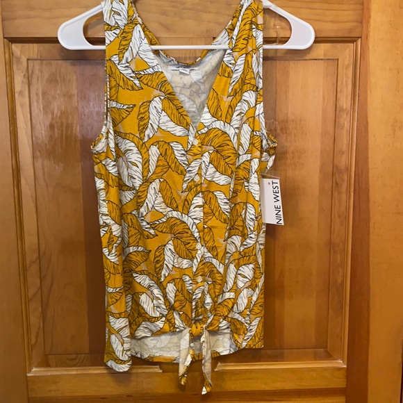 Mustard and white patterned tank top - Picture 1 of 3